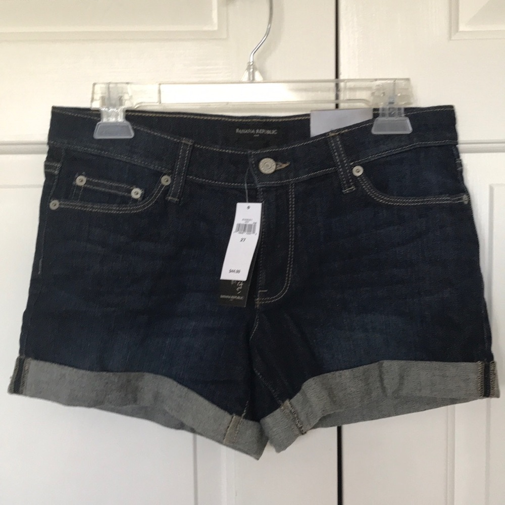Banana republic 4" Jean shorts NWT